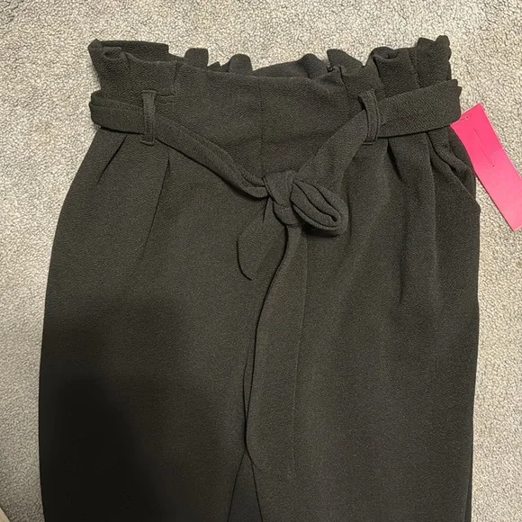 NWT High waisted black trousers - Picture 2 of 4